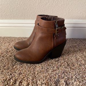 Brown Booties: SIZE 7